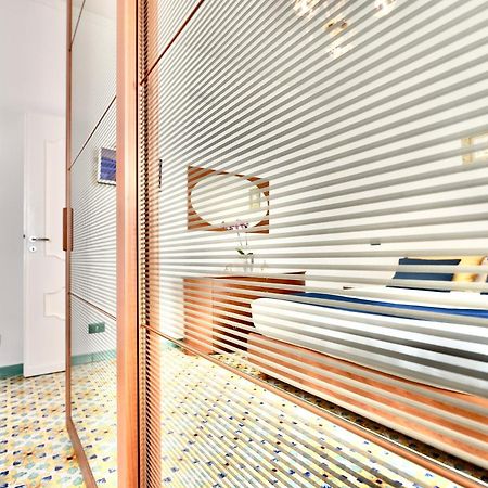 Smeraldo Holiday House كونكا دي ماريني الغرفة الصورة